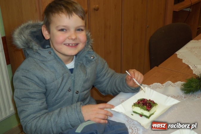 Zdjęcie w galerii na portalu naszraciborz.pl: Chałupki i zimowy jarmark na granicy wiadomości z regionu