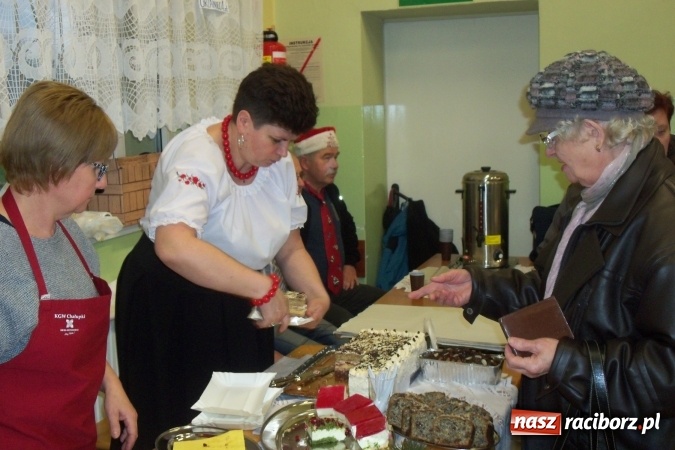 Zdjęcie w galerii na portalu naszraciborz.pl: Chałupki i zimowy jarmark na granicy wiadomości z regionu