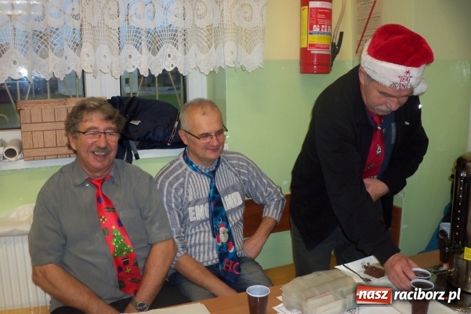 Zdjęcie w galerii na portalu naszraciborz.pl: Chałupki i zimowy jarmark na granicy wiadomości z regionu