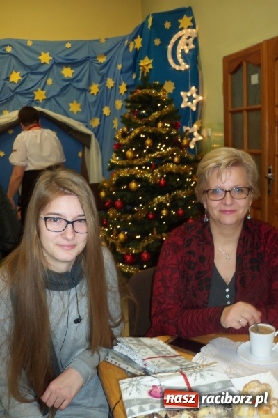 Zdjęcie w galerii na portalu naszraciborz.pl: Chałupki i zimowy jarmark na granicy wiadomości z regionu