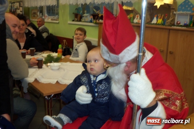 Zdjęcie w galerii na portalu naszraciborz.pl: Chałupki i zimowy jarmark na granicy wiadomości z regionu