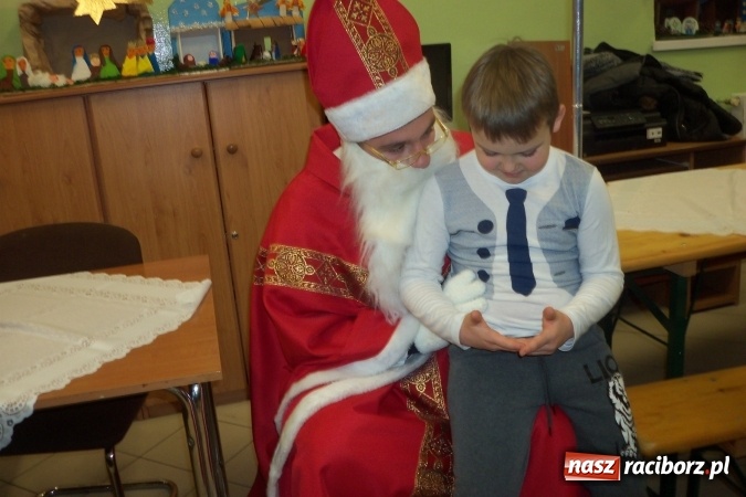 Zdjęcie w galerii na portalu naszraciborz.pl: Chałupki i zimowy jarmark na granicy wiadomości z regionu