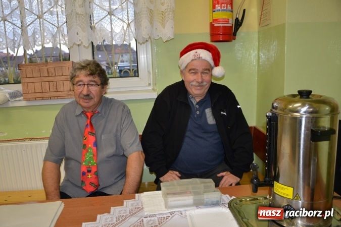 Zdjęcie w galerii na portalu naszraciborz.pl: Chałupki i zimowy jarmark na granicy wiadomości z regionu