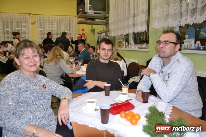 Zdjęcie w galerii na portalu naszraciborz.pl: Chałupki i zimowy jarmark na granicy wiadomości z regionu