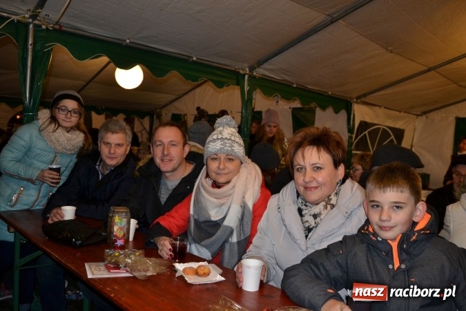 Zdjęcie w galerii na portalu naszraciborz.pl: Radosny krzyżanowicki Weihnachtsfest wiadomości z regionu