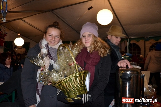 Zdjęcie w galerii na portalu naszraciborz.pl: Radosny krzyżanowicki Weihnachtsfest wiadomości z regionu
