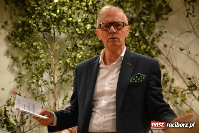 Zdjęcie w galerii na portalu naszraciborz.pl: Amatorskie Teatry z Raciborza i Chorzowa wystąpiły na Zamku Piastowskim  wiadomości z regionu