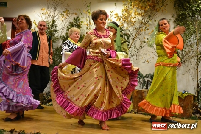 Zdjęcie w galerii na portalu naszraciborz.pl: Amatorskie Teatry z Raciborza i Chorzowa wystąpiły na Zamku Piastowskim  wiadomości z regionu