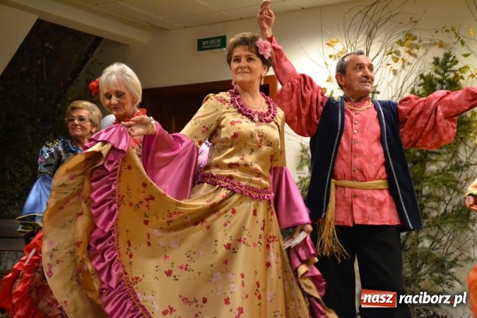 Zdjęcie w galerii na portalu naszraciborz.pl: Amatorskie Teatry z Raciborza i Chorzowa wystąpiły na Zamku Piastowskim  wiadomości z regionu