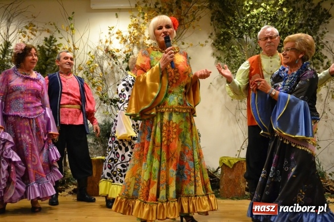 Zdjęcie w galerii na portalu naszraciborz.pl: Amatorskie Teatry z Raciborza i Chorzowa wystąpiły na Zamku Piastowskim  wiadomości z regionu