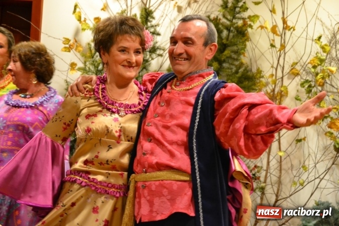 Zdjęcie w galerii na portalu naszraciborz.pl: Amatorskie Teatry z Raciborza i Chorzowa wystąpiły na Zamku Piastowskim  wiadomości z regionu