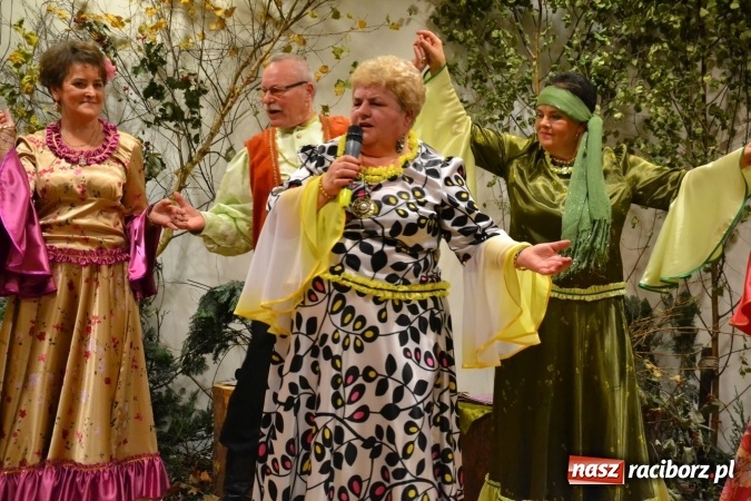 Zdjęcie w galerii na portalu naszraciborz.pl: Amatorskie Teatry z Raciborza i Chorzowa wystąpiły na Zamku Piastowskim  wiadomości z regionu