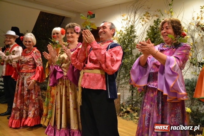 Zdjęcie w galerii na portalu naszraciborz.pl: Amatorskie Teatry z Raciborza i Chorzowa wystąpiły na Zamku Piastowskim  wiadomości z regionu