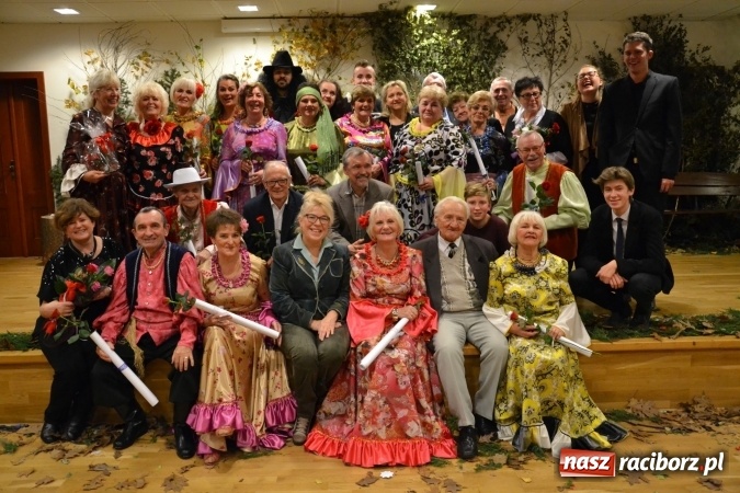 Zdjęcie w galerii na portalu naszraciborz.pl: Amatorskie Teatry z Raciborza i Chorzowa wystąpiły na Zamku Piastowskim  wiadomości z regionu