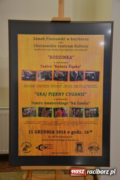 Zdjęcie w galerii na portalu naszraciborz.pl: Amatorskie Teatry z Raciborza i Chorzowa wystąpiły na Zamku Piastowskim  wiadomości z regionu