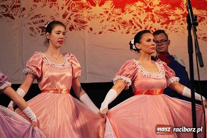 Zdjęcie w galerii na portalu naszraciborz.pl: Folklor zagościł na raciborskim jarmarku  wiadomości z regionu