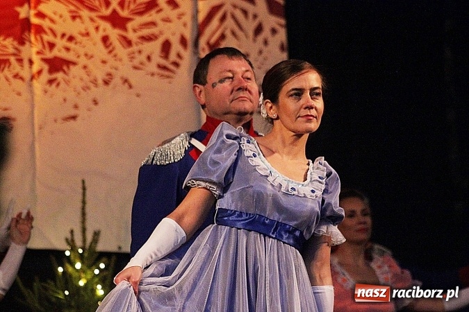 Zdjęcie w galerii na portalu naszraciborz.pl: Folklor zagościł na raciborskim jarmarku  wiadomości z regionu