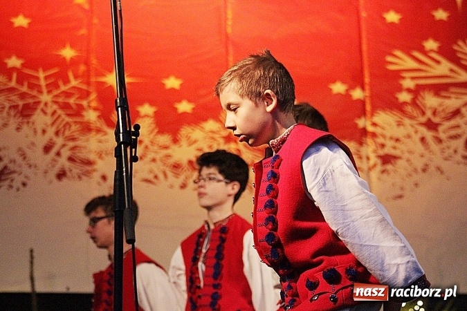 Zdjęcie w galerii na portalu naszraciborz.pl: Folklor zagościł na raciborskim jarmarku  wiadomości z regionu