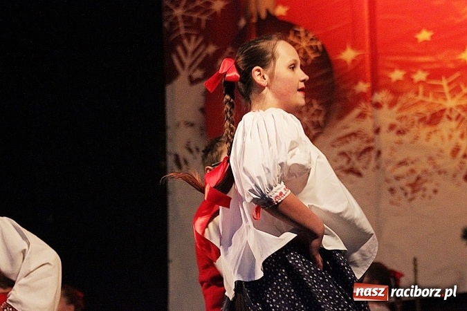Zdjęcie w galerii na portalu naszraciborz.pl: Folklor zagościł na raciborskim jarmarku  wiadomości z regionu