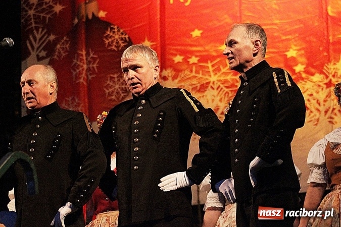 Zdjęcie w galerii na portalu naszraciborz.pl: Folklor zagościł na raciborskim jarmarku  wiadomości z regionu