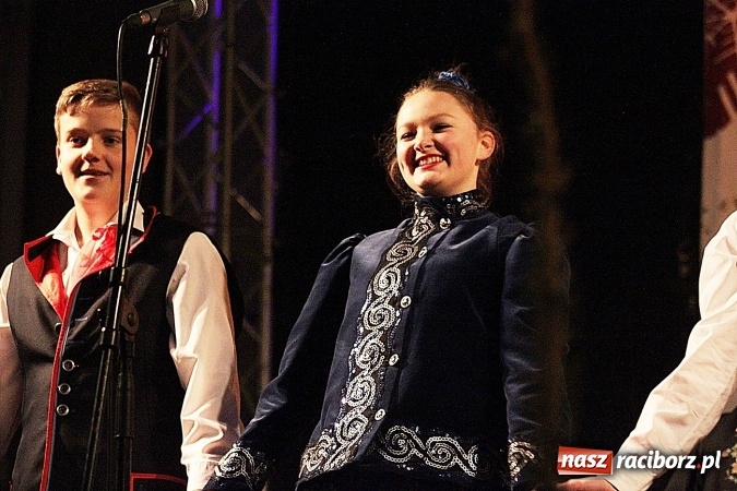 Zdjęcie w galerii na portalu naszraciborz.pl: Folklor zagościł na raciborskim jarmarku  wiadomości z regionu