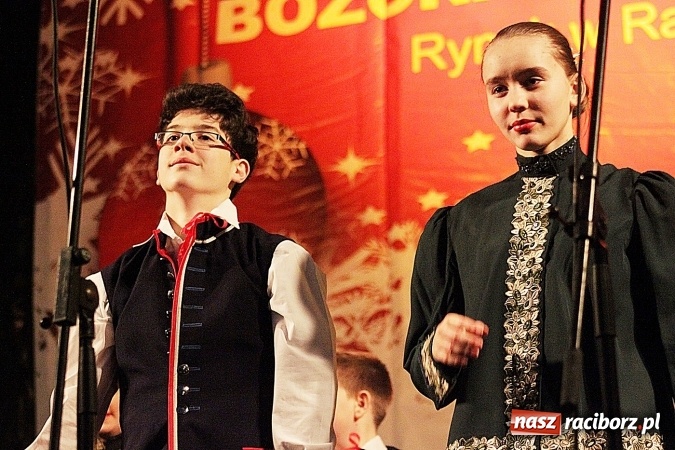 Zdjęcie w galerii na portalu naszraciborz.pl: Folklor zagościł na raciborskim jarmarku  wiadomości z regionu