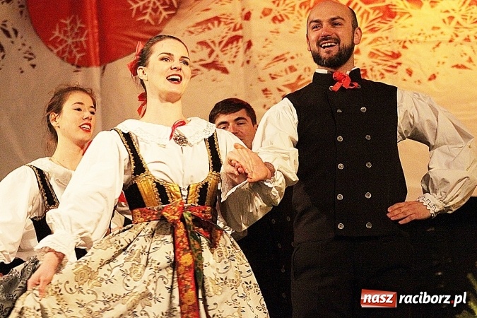 Zdjęcie w galerii na portalu naszraciborz.pl: Folklor zagościł na raciborskim jarmarku  wiadomości z regionu