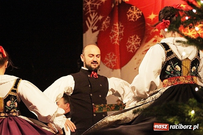 Zdjęcie w galerii na portalu naszraciborz.pl: Folklor zagościł na raciborskim jarmarku  wiadomości z regionu