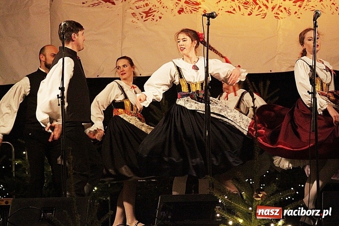 Zdjęcie w galerii na portalu naszraciborz.pl: Folklor zagościł na raciborskim jarmarku  wiadomości z regionu