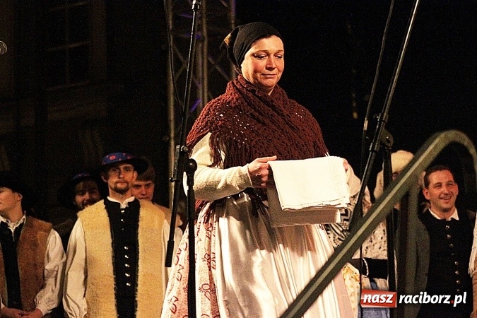 Zdjęcie w galerii na portalu naszraciborz.pl: Folklor zagościł na raciborskim jarmarku  wiadomości z regionu