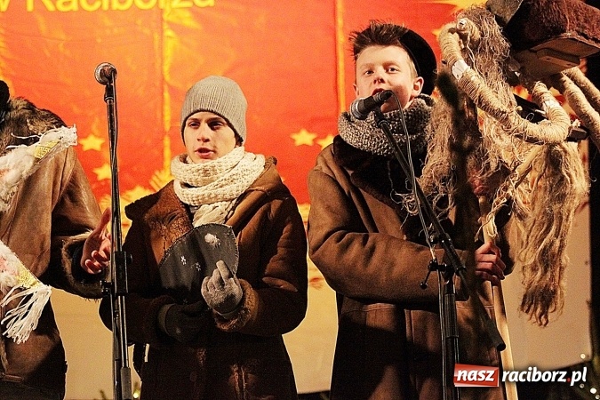 Zdjęcie w galerii na portalu naszraciborz.pl: Folklor zagościł na raciborskim jarmarku  wiadomości z regionu