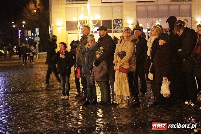 Zdjęcie w galerii na portalu naszraciborz.pl: Folklor zagościł na raciborskim jarmarku  wiadomości z regionu