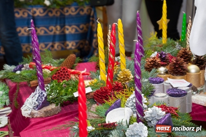 Zdjęcie w galerii na portalu naszraciborz.pl: Rodzinnie, świątecznie i kolorowo - bożonarodzeniowy kiermasz w Sudole wiadomości z regionu