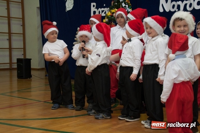Zdjęcie w galerii na portalu naszraciborz.pl: Rodzinnie, świątecznie i kolorowo - bożonarodzeniowy kiermasz w Sudole wiadomości z regionu