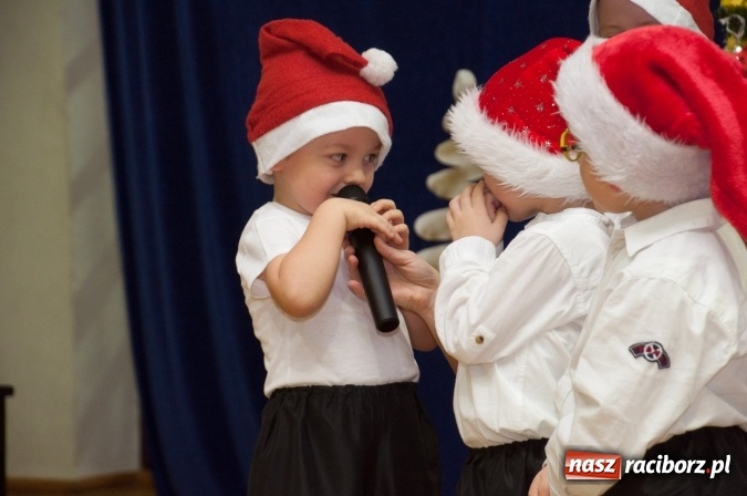 Zdjęcie w galerii na portalu naszraciborz.pl: Rodzinnie, świątecznie i kolorowo - bożonarodzeniowy kiermasz w Sudole wiadomości z regionu