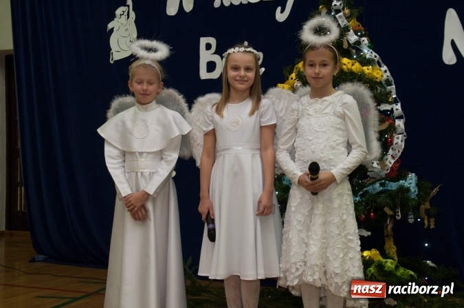 Zdjęcie w galerii na portalu naszraciborz.pl: Rodzinnie, świątecznie i kolorowo - bożonarodzeniowy kiermasz w Sudole wiadomości z regionu