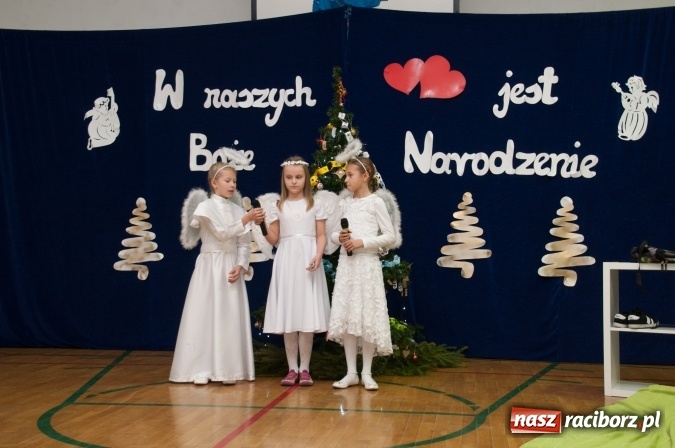 Zdjęcie w galerii na portalu naszraciborz.pl: Rodzinnie, świątecznie i kolorowo - bożonarodzeniowy kiermasz w Sudole wiadomości z regionu