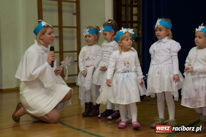 Zdjęcie w galerii na portalu naszraciborz.pl: Rodzinnie, świątecznie i kolorowo - bożonarodzeniowy kiermasz w Sudole wiadomości z regionu