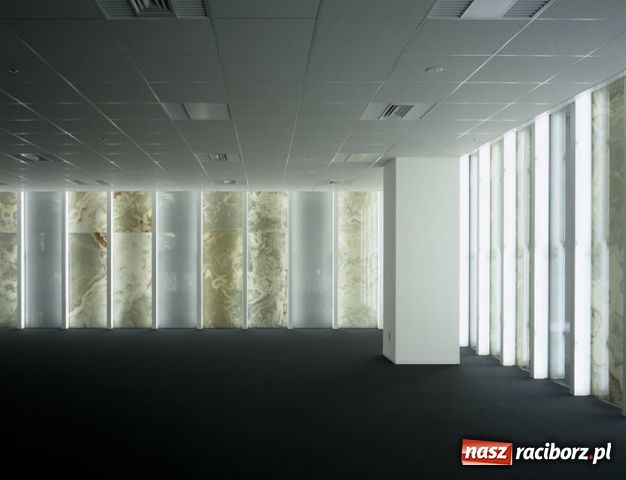 Zdjęcie w galerii na portalu naszraciborz.pl: Przeźroczysty kamień z Pietrowic wiadomości z regionu