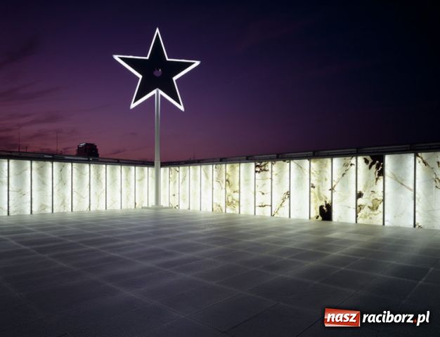 Zdjęcie w galerii na portalu naszraciborz.pl: Przeźroczysty kamień z Pietrowic wiadomości z regionu