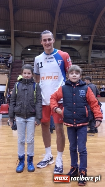 Zdjęcie w galerii na portalu naszraciborz.pl: Młodzi szczypiorniści z Kuźni Raciborskiej uczyli się w ekstraklasie  wiadomości z regionu