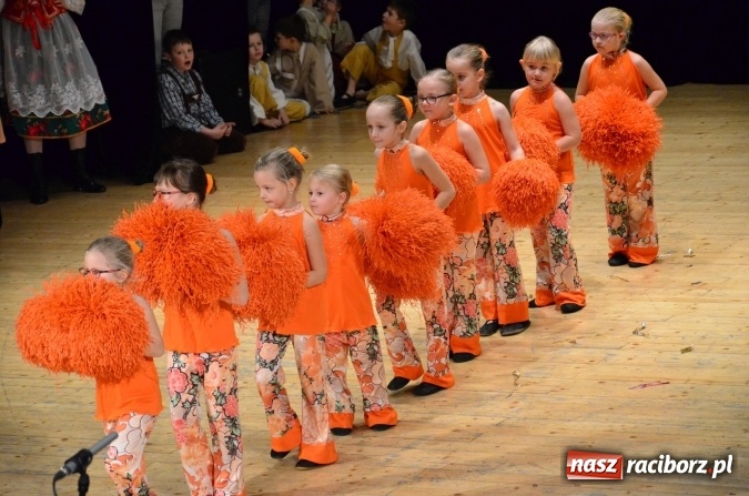 Zdjęcie w galerii na portalu naszraciborz.pl: Tańczą od dwudziestu lat! Zesp&oacute;ł Łężczok z Nędzy świętuje jubileusz wiadomości z regionu