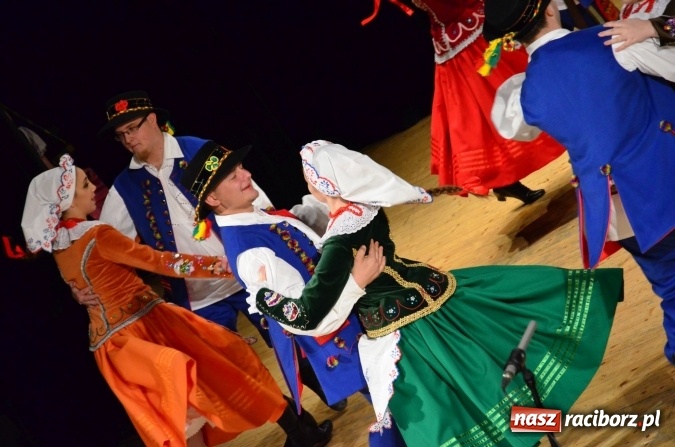 Zdjęcie w galerii na portalu naszraciborz.pl: Tańczą od dwudziestu lat! Zesp&oacute;ł Łężczok z Nędzy świętuje jubileusz wiadomości z regionu