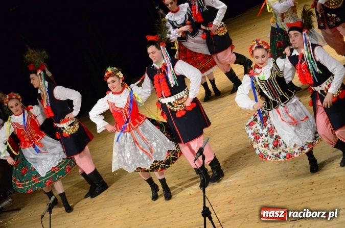 Zdjęcie w galerii na portalu naszraciborz.pl: Tańczą od dwudziestu lat! Zesp&oacute;ł Łężczok z Nędzy świętuje jubileusz wiadomości z regionu