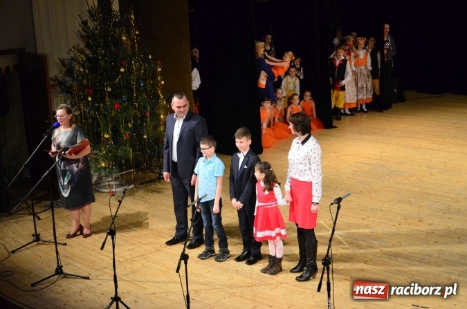 Zdjęcie w galerii na portalu naszraciborz.pl: Tańczą od dwudziestu lat! Zesp&oacute;ł Łężczok z Nędzy świętuje jubileusz wiadomości z regionu