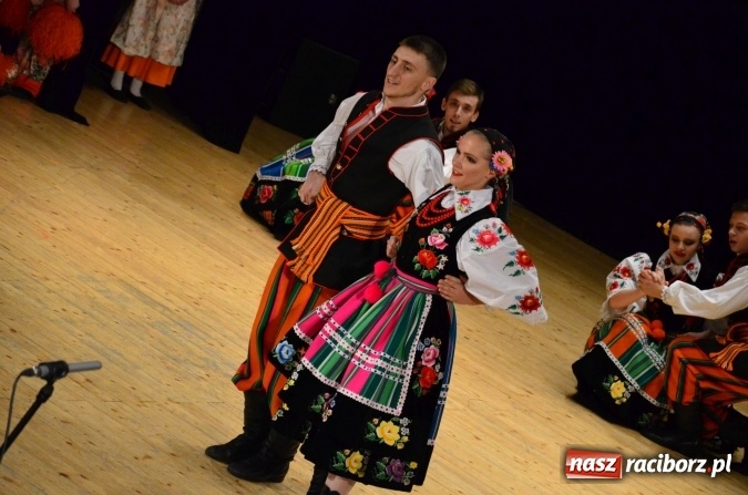 Zdjęcie w galerii na portalu naszraciborz.pl: Tańczą od dwudziestu lat! Zesp&oacute;ł Łężczok z Nędzy świętuje jubileusz wiadomości z regionu