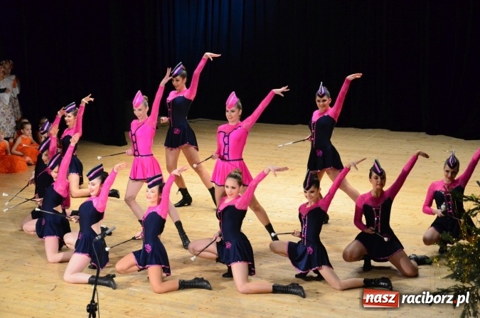 Zdjęcie w galerii na portalu naszraciborz.pl: Tańczą od dwudziestu lat! Zesp&oacute;ł Łężczok z Nędzy świętuje jubileusz wiadomości z regionu