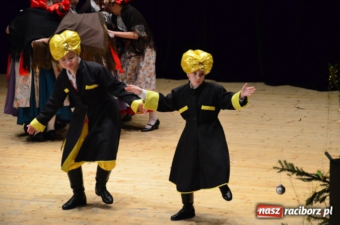 Zdjęcie w galerii na portalu naszraciborz.pl: Tańczą od dwudziestu lat! Zesp&oacute;ł Łężczok z Nędzy świętuje jubileusz wiadomości z regionu