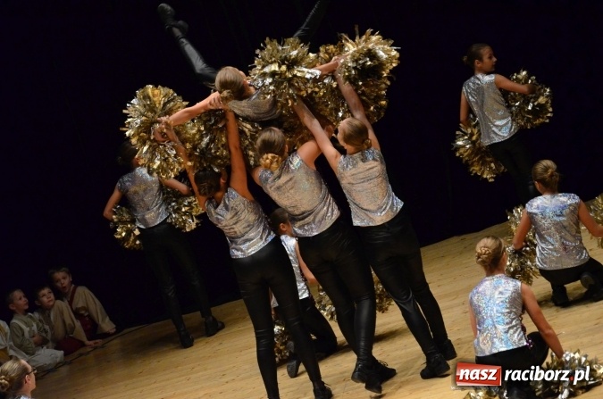 Zdjęcie w galerii na portalu naszraciborz.pl: Tańczą od dwudziestu lat! Zesp&oacute;ł Łężczok z Nędzy świętuje jubileusz wiadomości z regionu