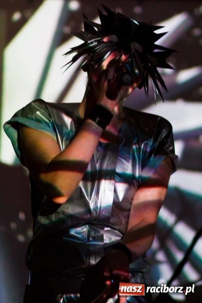 Zdjęcie w galerii na portalu naszraciborz.pl: Tajemnicza BOKKA zagrała na Przystanku Kulturalnym Koniec Świata wiadomości z regionu